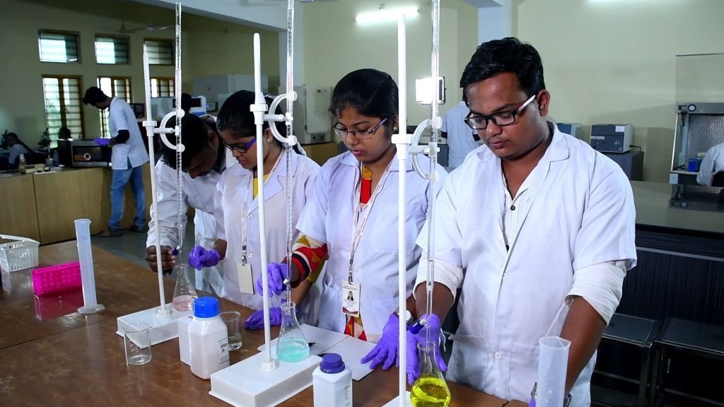 Students on the lab at Asian Institute of Public Health (AIPH) University, Bhubaneswar 